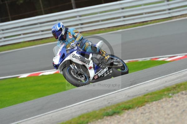 Motorcycle action photographs;Trackday digital images;event digital images;eventdigitalimages;no limits trackday;oulton park;oulton park circuit cheshire;oulton park photographs;peter wileman photography;trackday;trackday photos