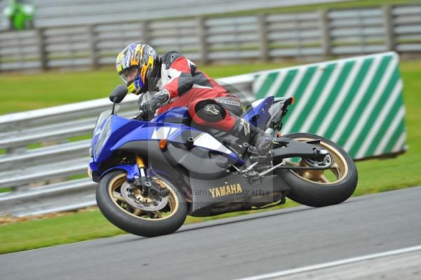 Motorcycle action photographs;Trackday digital images;event digital images;eventdigitalimages;no limits trackday;oulton park;oulton park circuit cheshire;oulton park photographs;peter wileman photography;trackday;trackday photos