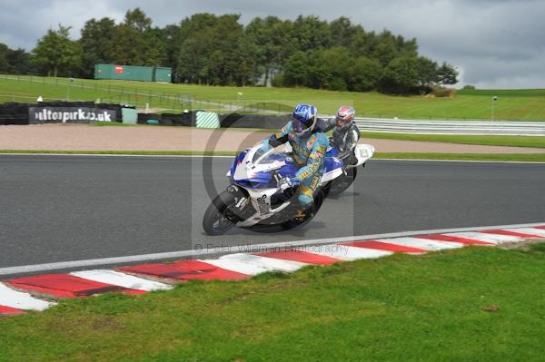 Motorcycle action photographs;Trackday digital images;event digital images;eventdigitalimages;no limits trackday;oulton park;oulton park circuit cheshire;oulton park photographs;peter wileman photography;trackday;trackday photos