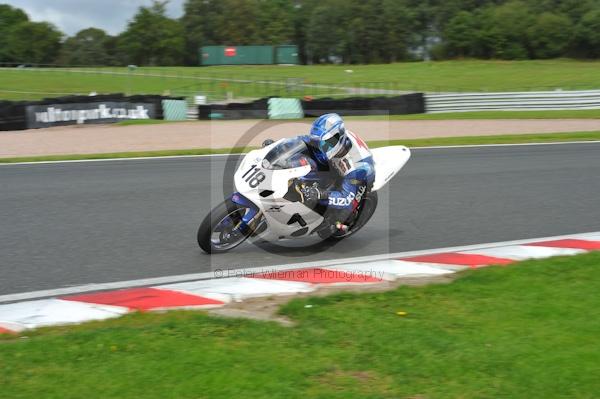 Motorcycle action photographs;Trackday digital images;event digital images;eventdigitalimages;no limits trackday;oulton park;oulton park circuit cheshire;oulton park photographs;peter wileman photography;trackday;trackday photos