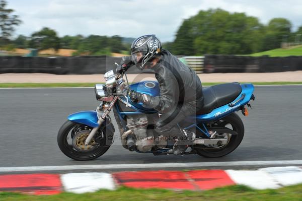 Motorcycle action photographs;Trackday digital images;event digital images;eventdigitalimages;no limits trackday;oulton park;oulton park circuit cheshire;oulton park photographs;peter wileman photography;trackday;trackday photos