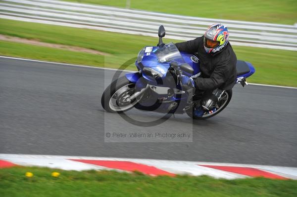 Motorcycle action photographs;Trackday digital images;event digital images;eventdigitalimages;no limits trackday;oulton park;oulton park circuit cheshire;oulton park photographs;peter wileman photography;trackday;trackday photos