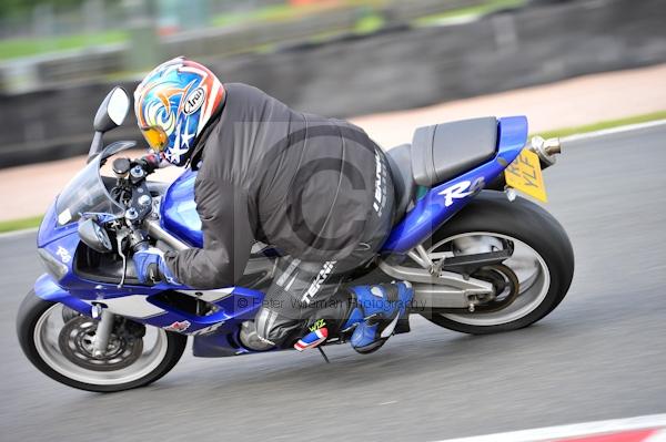 Motorcycle action photographs;Trackday digital images;event digital images;eventdigitalimages;no limits trackday;oulton park;oulton park circuit cheshire;oulton park photographs;peter wileman photography;trackday;trackday photos