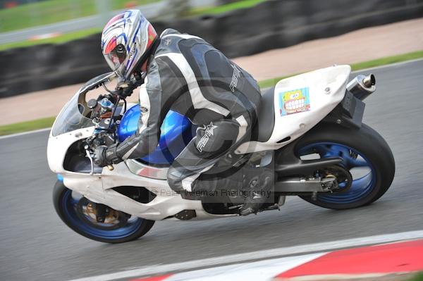 Motorcycle action photographs;Trackday digital images;event digital images;eventdigitalimages;no limits trackday;oulton park;oulton park circuit cheshire;oulton park photographs;peter wileman photography;trackday;trackday photos