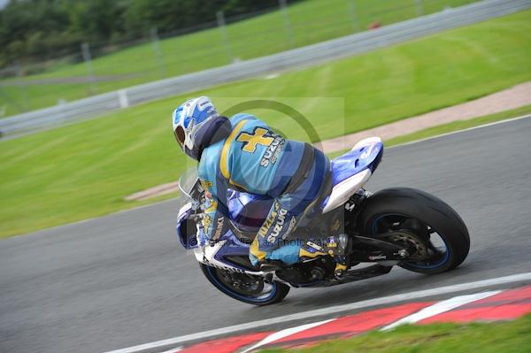 Motorcycle action photographs;Trackday digital images;event digital images;eventdigitalimages;no limits trackday;oulton park;oulton park circuit cheshire;oulton park photographs;peter wileman photography;trackday;trackday photos