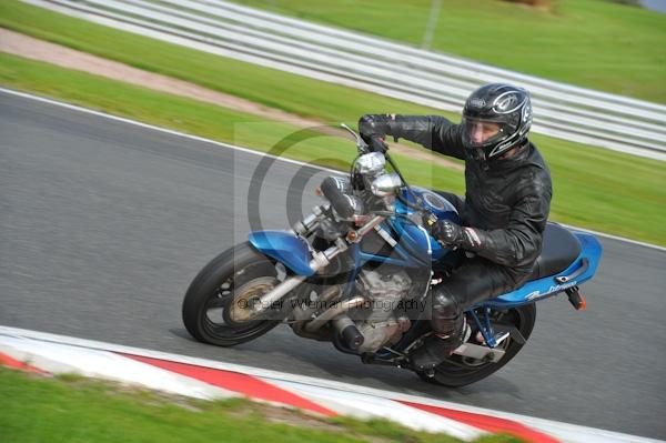 Motorcycle action photographs;Trackday digital images;event digital images;eventdigitalimages;no limits trackday;oulton park;oulton park circuit cheshire;oulton park photographs;peter wileman photography;trackday;trackday photos