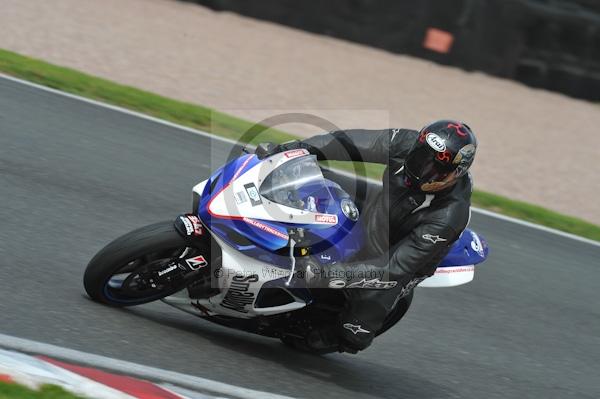 Motorcycle action photographs;Trackday digital images;event digital images;eventdigitalimages;no limits trackday;oulton park;oulton park circuit cheshire;oulton park photographs;peter wileman photography;trackday;trackday photos