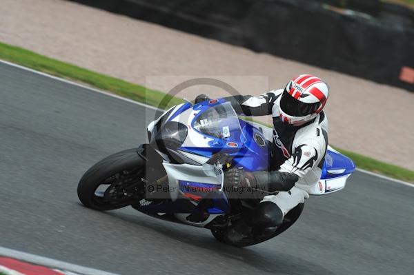 Motorcycle action photographs;Trackday digital images;event digital images;eventdigitalimages;no limits trackday;oulton park;oulton park circuit cheshire;oulton park photographs;peter wileman photography;trackday;trackday photos