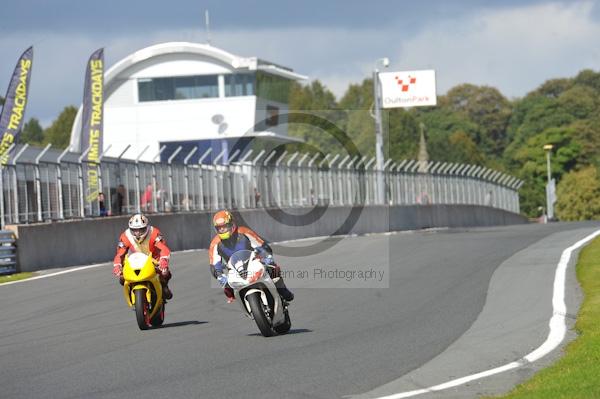 Motorcycle action photographs;Trackday digital images;event digital images;eventdigitalimages;no limits trackday;oulton park;oulton park circuit cheshire;oulton park photographs;peter wileman photography;trackday;trackday photos