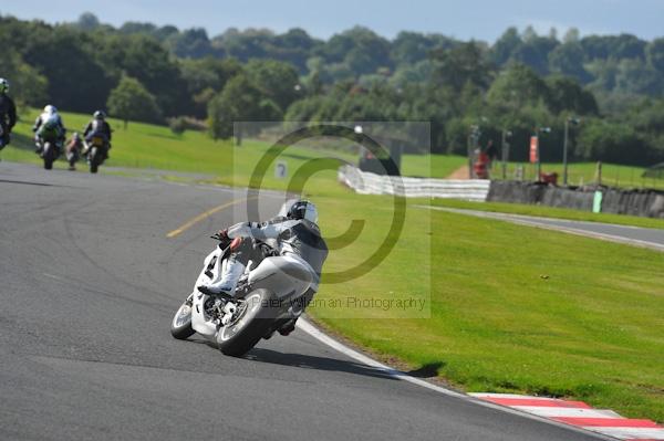 Motorcycle action photographs;Trackday digital images;event digital images;eventdigitalimages;no limits trackday;oulton park;oulton park circuit cheshire;oulton park photographs;peter wileman photography;trackday;trackday photos