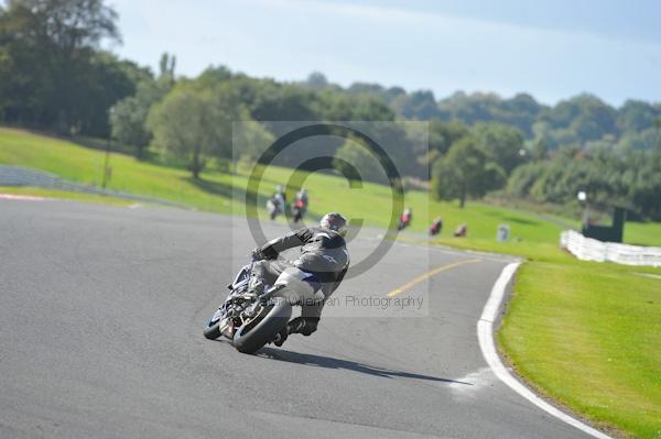 Motorcycle action photographs;Trackday digital images;event digital images;eventdigitalimages;no limits trackday;oulton park;oulton park circuit cheshire;oulton park photographs;peter wileman photography;trackday;trackday photos