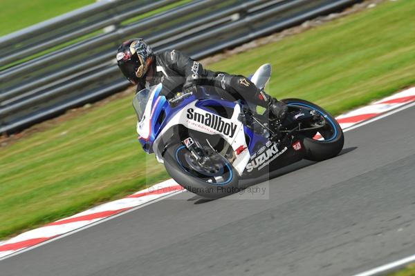 Motorcycle action photographs;Trackday digital images;event digital images;eventdigitalimages;no limits trackday;oulton park;oulton park circuit cheshire;oulton park photographs;peter wileman photography;trackday;trackday photos