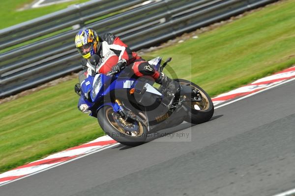 Motorcycle action photographs;Trackday digital images;event digital images;eventdigitalimages;no limits trackday;oulton park;oulton park circuit cheshire;oulton park photographs;peter wileman photography;trackday;trackday photos