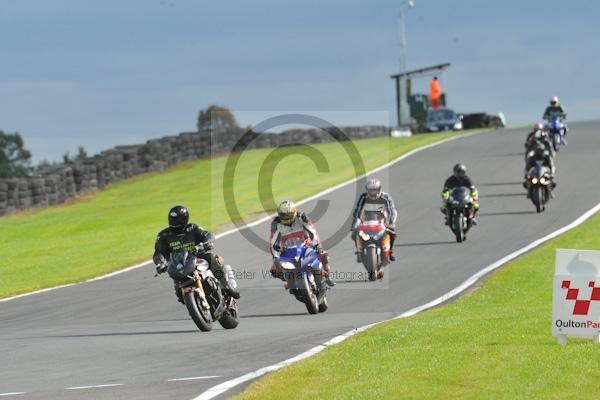 Motorcycle action photographs;Trackday digital images;event digital images;eventdigitalimages;no limits trackday;oulton park;oulton park circuit cheshire;oulton park photographs;peter wileman photography;trackday;trackday photos