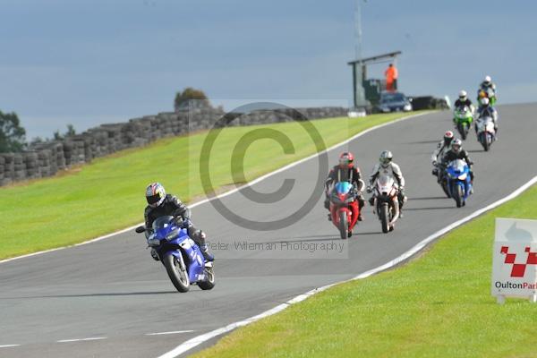 Motorcycle action photographs;Trackday digital images;event digital images;eventdigitalimages;no limits trackday;oulton park;oulton park circuit cheshire;oulton park photographs;peter wileman photography;trackday;trackday photos