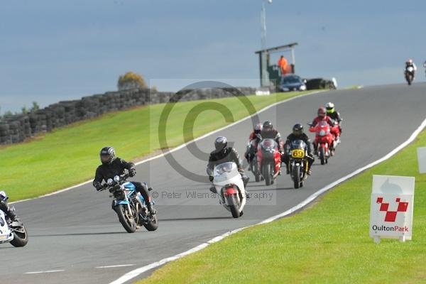 Motorcycle action photographs;Trackday digital images;event digital images;eventdigitalimages;no limits trackday;oulton park;oulton park circuit cheshire;oulton park photographs;peter wileman photography;trackday;trackday photos