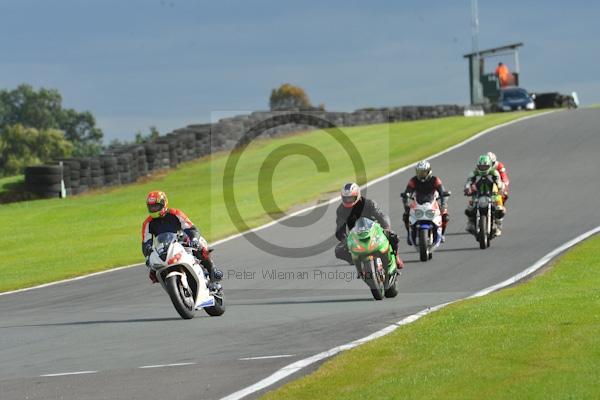 Motorcycle action photographs;Trackday digital images;event digital images;eventdigitalimages;no limits trackday;oulton park;oulton park circuit cheshire;oulton park photographs;peter wileman photography;trackday;trackday photos