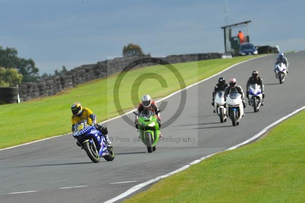 Motorcycle action photographs;Trackday digital images;event digital images;eventdigitalimages;no limits trackday;oulton park;oulton park circuit cheshire;oulton park photographs;peter wileman photography;trackday;trackday photos