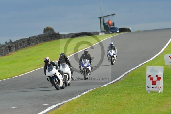 Motorcycle action photographs;Trackday digital images;event digital images;eventdigitalimages;no limits trackday;oulton park;oulton park circuit cheshire;oulton park photographs;peter wileman photography;trackday;trackday photos