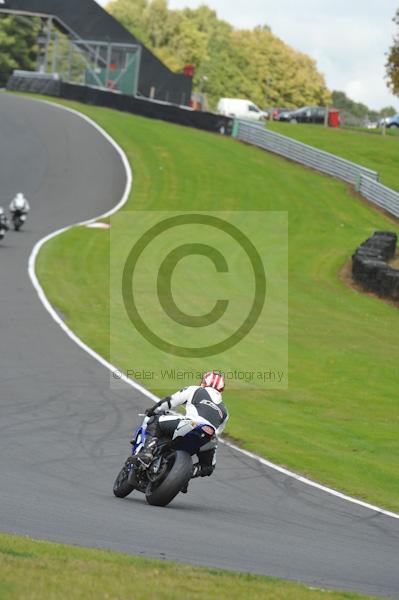 Motorcycle action photographs;Trackday digital images;event digital images;eventdigitalimages;no limits trackday;oulton park;oulton park circuit cheshire;oulton park photographs;peter wileman photography;trackday;trackday photos