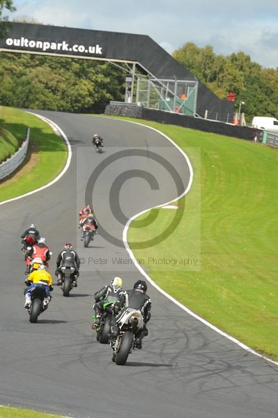 Motorcycle action photographs;Trackday digital images;event digital images;eventdigitalimages;no limits trackday;oulton park;oulton park circuit cheshire;oulton park photographs;peter wileman photography;trackday;trackday photos