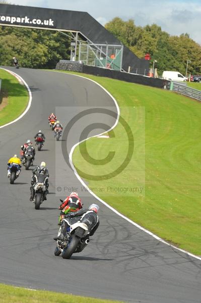 Motorcycle action photographs;Trackday digital images;event digital images;eventdigitalimages;no limits trackday;oulton park;oulton park circuit cheshire;oulton park photographs;peter wileman photography;trackday;trackday photos