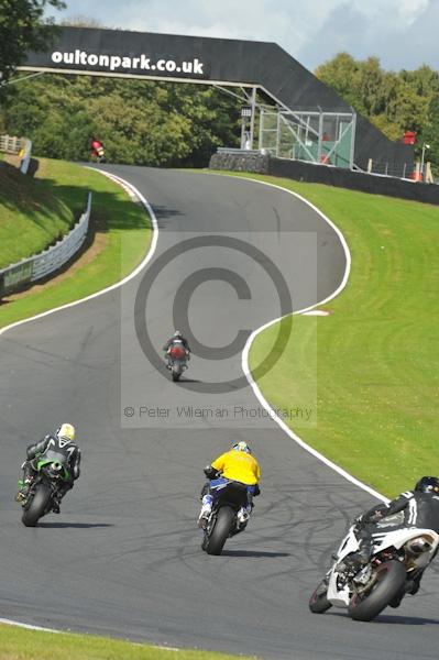 Motorcycle action photographs;Trackday digital images;event digital images;eventdigitalimages;no limits trackday;oulton park;oulton park circuit cheshire;oulton park photographs;peter wileman photography;trackday;trackday photos