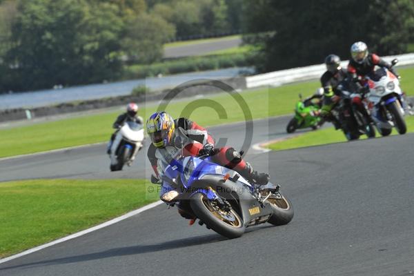 Motorcycle action photographs;Trackday digital images;event digital images;eventdigitalimages;no limits trackday;oulton park;oulton park circuit cheshire;oulton park photographs;peter wileman photography;trackday;trackday photos