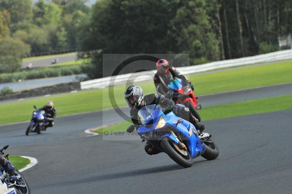 Motorcycle action photographs;Trackday digital images;event digital images;eventdigitalimages;no limits trackday;oulton park;oulton park circuit cheshire;oulton park photographs;peter wileman photography;trackday;trackday photos