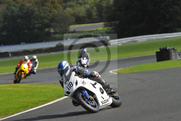 Motorcycle action photographs;Trackday digital images;event digital images;eventdigitalimages;no limits trackday;oulton park;oulton park circuit cheshire;oulton park photographs;peter wileman photography;trackday;trackday photos