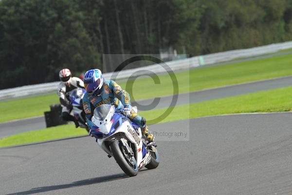 Motorcycle action photographs;Trackday digital images;event digital images;eventdigitalimages;no limits trackday;oulton park;oulton park circuit cheshire;oulton park photographs;peter wileman photography;trackday;trackday photos