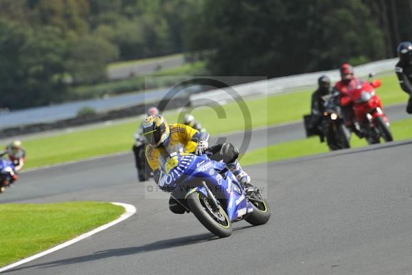 Motorcycle action photographs;Trackday digital images;event digital images;eventdigitalimages;no limits trackday;oulton park;oulton park circuit cheshire;oulton park photographs;peter wileman photography;trackday;trackday photos