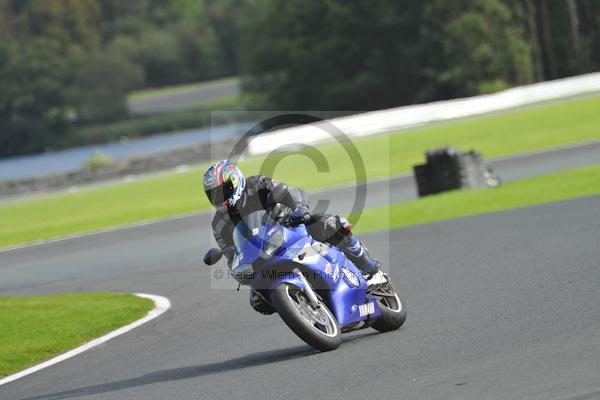 Motorcycle action photographs;Trackday digital images;event digital images;eventdigitalimages;no limits trackday;oulton park;oulton park circuit cheshire;oulton park photographs;peter wileman photography;trackday;trackday photos