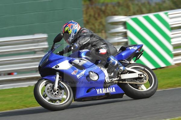 Motorcycle action photographs;Trackday digital images;event digital images;eventdigitalimages;no limits trackday;oulton park;oulton park circuit cheshire;oulton park photographs;peter wileman photography;trackday;trackday photos