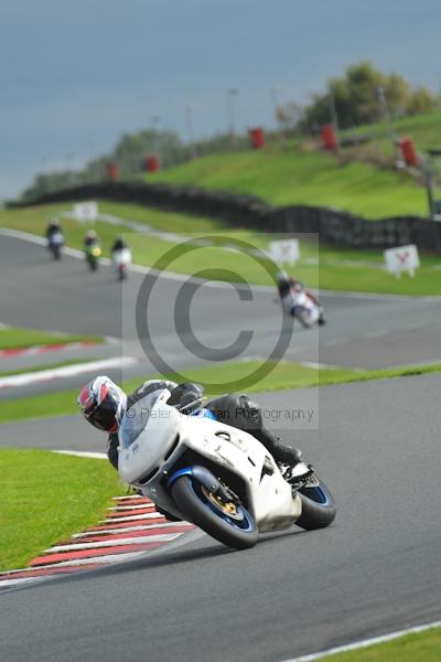 Motorcycle action photographs;Trackday digital images;event digital images;eventdigitalimages;no limits trackday;oulton park;oulton park circuit cheshire;oulton park photographs;peter wileman photography;trackday;trackday photos