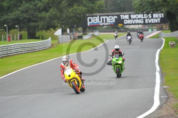 Motorcycle action photographs;Trackday digital images;event digital images;eventdigitalimages;no limits trackday;oulton park;oulton park circuit cheshire;oulton park photographs;peter wileman photography;trackday;trackday photos