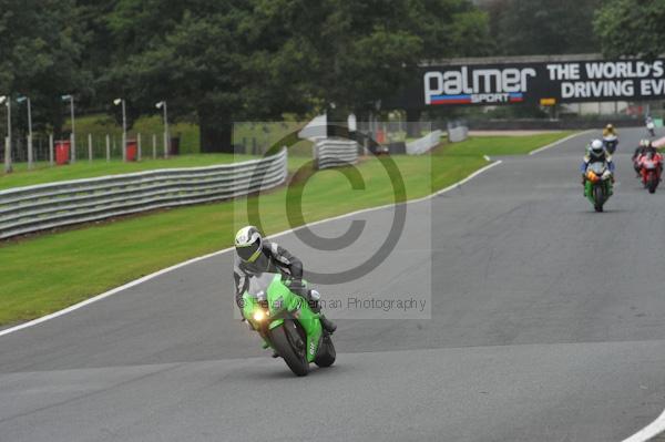 Motorcycle action photographs;Trackday digital images;event digital images;eventdigitalimages;no limits trackday;oulton park;oulton park circuit cheshire;oulton park photographs;peter wileman photography;trackday;trackday photos