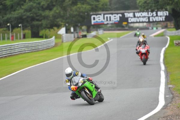 Motorcycle action photographs;Trackday digital images;event digital images;eventdigitalimages;no limits trackday;oulton park;oulton park circuit cheshire;oulton park photographs;peter wileman photography;trackday;trackday photos