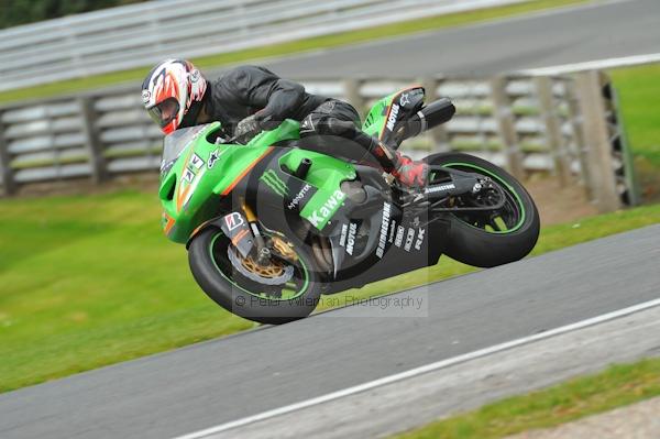 Motorcycle action photographs;Trackday digital images;event digital images;eventdigitalimages;no limits trackday;oulton park;oulton park circuit cheshire;oulton park photographs;peter wileman photography;trackday;trackday photos