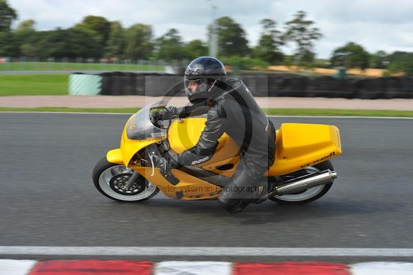 Motorcycle action photographs;Trackday digital images;event digital images;eventdigitalimages;no limits trackday;oulton park;oulton park circuit cheshire;oulton park photographs;peter wileman photography;trackday;trackday photos