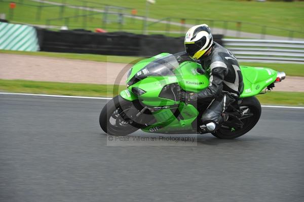 Motorcycle action photographs;Trackday digital images;event digital images;eventdigitalimages;no limits trackday;oulton park;oulton park circuit cheshire;oulton park photographs;peter wileman photography;trackday;trackday photos