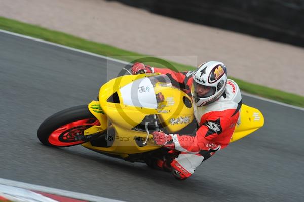 Motorcycle action photographs;Trackday digital images;event digital images;eventdigitalimages;no limits trackday;oulton park;oulton park circuit cheshire;oulton park photographs;peter wileman photography;trackday;trackday photos