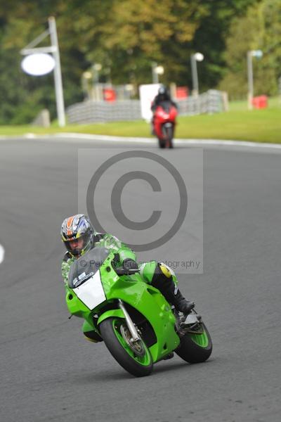 Motorcycle action photographs;Trackday digital images;event digital images;eventdigitalimages;no limits trackday;oulton park;oulton park circuit cheshire;oulton park photographs;peter wileman photography;trackday;trackday photos