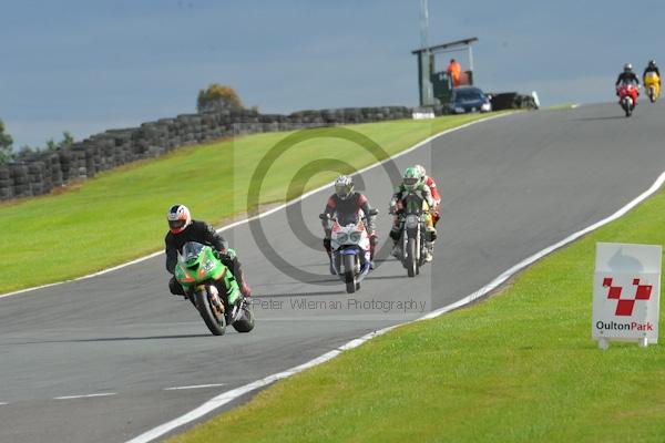 Motorcycle action photographs;Trackday digital images;event digital images;eventdigitalimages;no limits trackday;oulton park;oulton park circuit cheshire;oulton park photographs;peter wileman photography;trackday;trackday photos