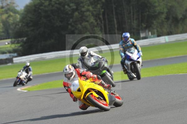 Motorcycle action photographs;Trackday digital images;event digital images;eventdigitalimages;no limits trackday;oulton park;oulton park circuit cheshire;oulton park photographs;peter wileman photography;trackday;trackday photos