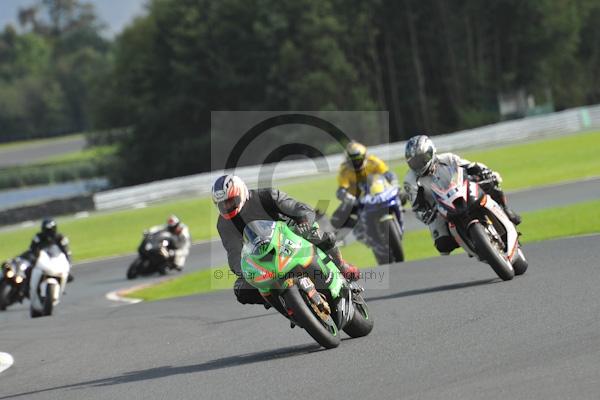 Motorcycle action photographs;Trackday digital images;event digital images;eventdigitalimages;no limits trackday;oulton park;oulton park circuit cheshire;oulton park photographs;peter wileman photography;trackday;trackday photos