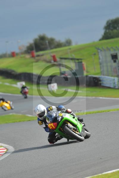 Motorcycle action photographs;Trackday digital images;event digital images;eventdigitalimages;no limits trackday;oulton park;oulton park circuit cheshire;oulton park photographs;peter wileman photography;trackday;trackday photos