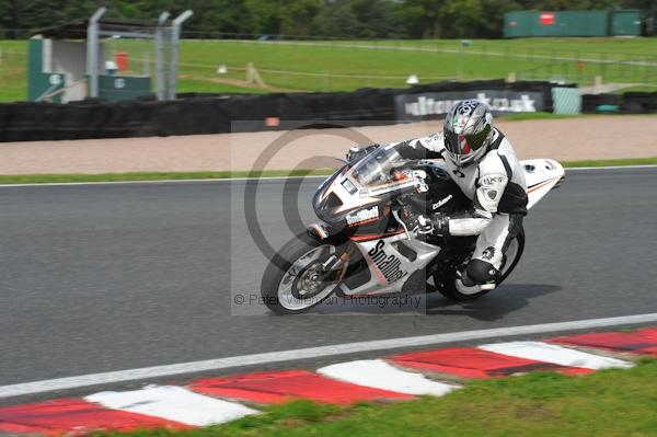 Motorcycle action photographs;Trackday digital images;event digital images;eventdigitalimages;no limits trackday;oulton park;oulton park circuit cheshire;oulton park photographs;peter wileman photography;trackday;trackday photos