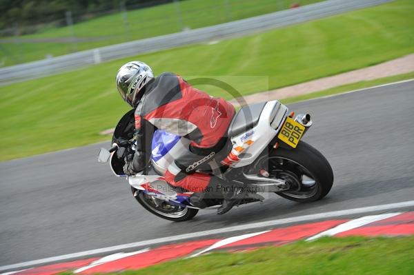 Motorcycle action photographs;Trackday digital images;event digital images;eventdigitalimages;no limits trackday;oulton park;oulton park circuit cheshire;oulton park photographs;peter wileman photography;trackday;trackday photos