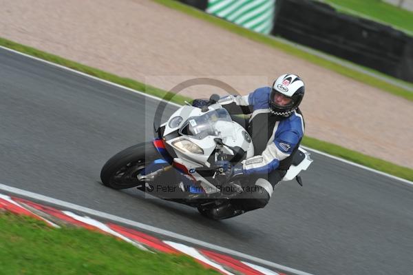 Motorcycle action photographs;Trackday digital images;event digital images;eventdigitalimages;no limits trackday;oulton park;oulton park circuit cheshire;oulton park photographs;peter wileman photography;trackday;trackday photos